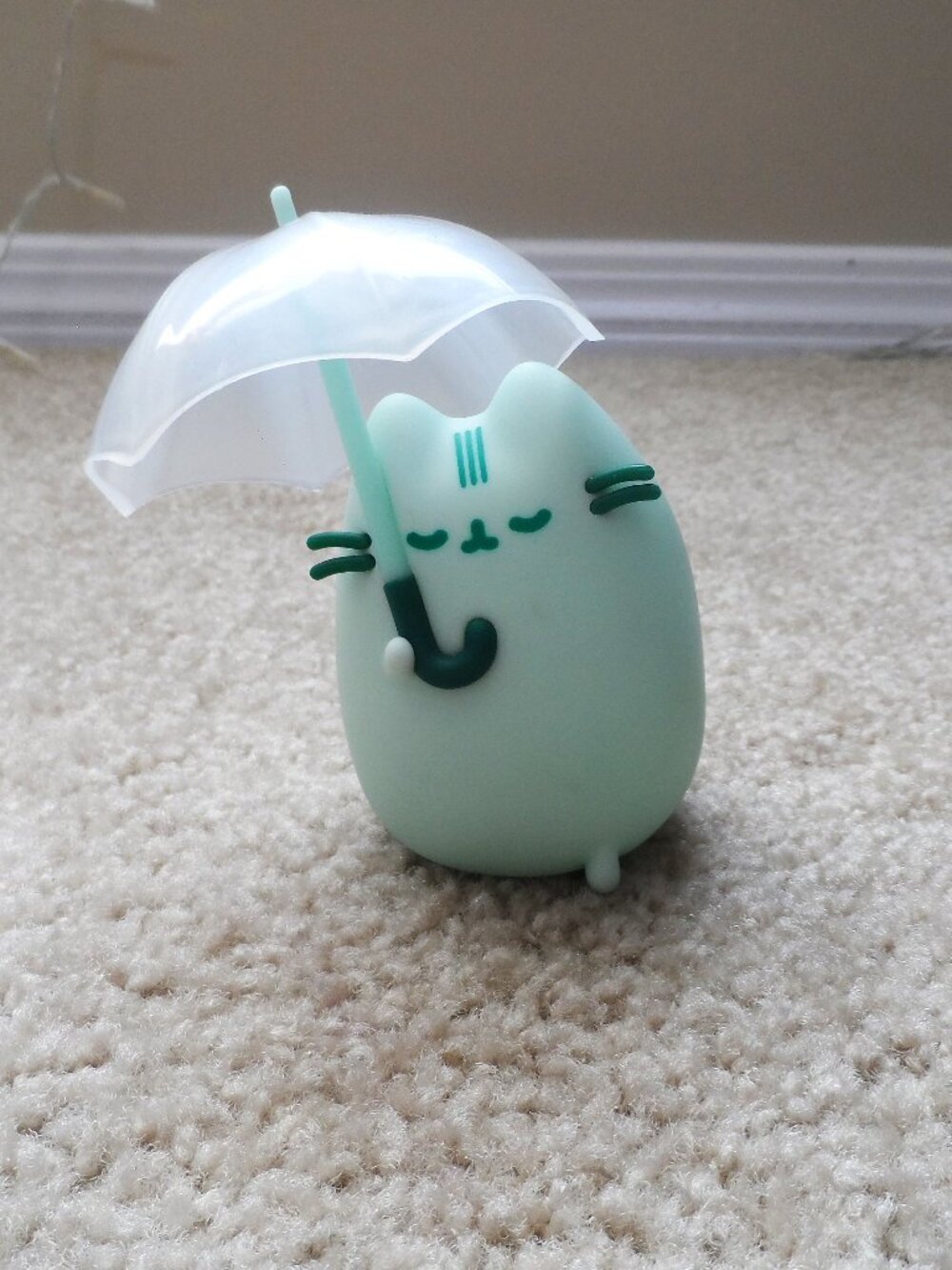 Pusheen Rainy Day Figurine
